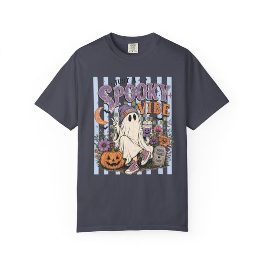 Just a Spooky Vibe Retro Ghost Shirt Cute Ghost Halloween Tee Spooky Vibes Sweatshirt Fall T-Shirt Women's Halloween Gift